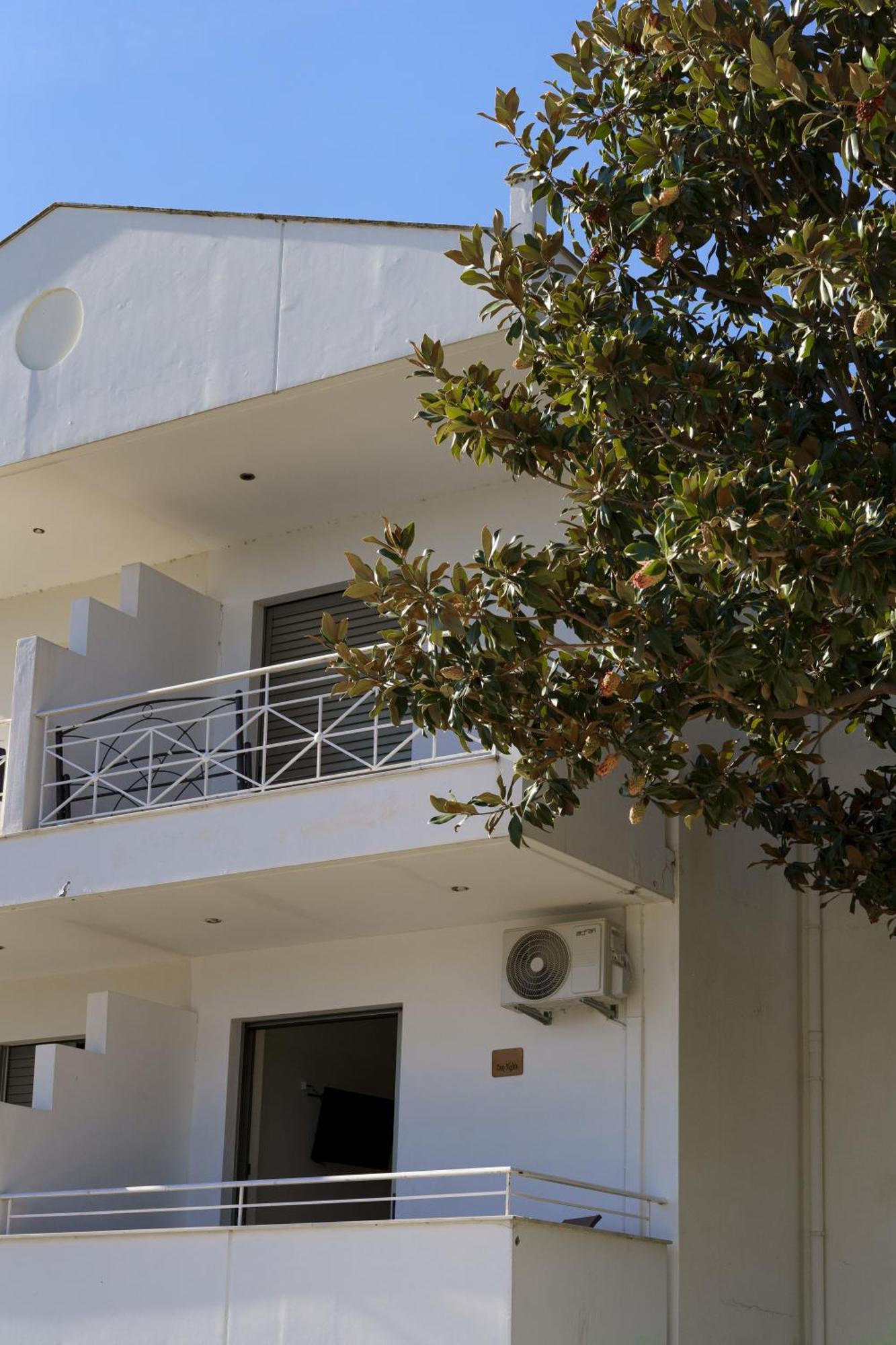 Apartamento Cozy Nights Messíni Exterior foto